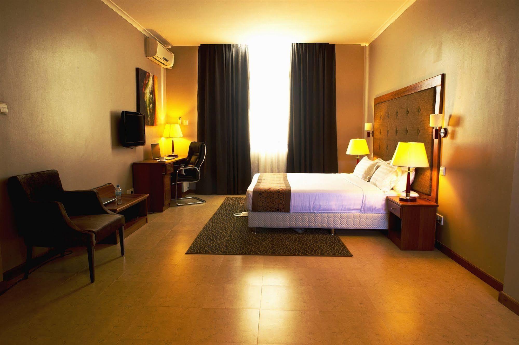 Seascape Hotel Dar es Salaam Extérieur photo