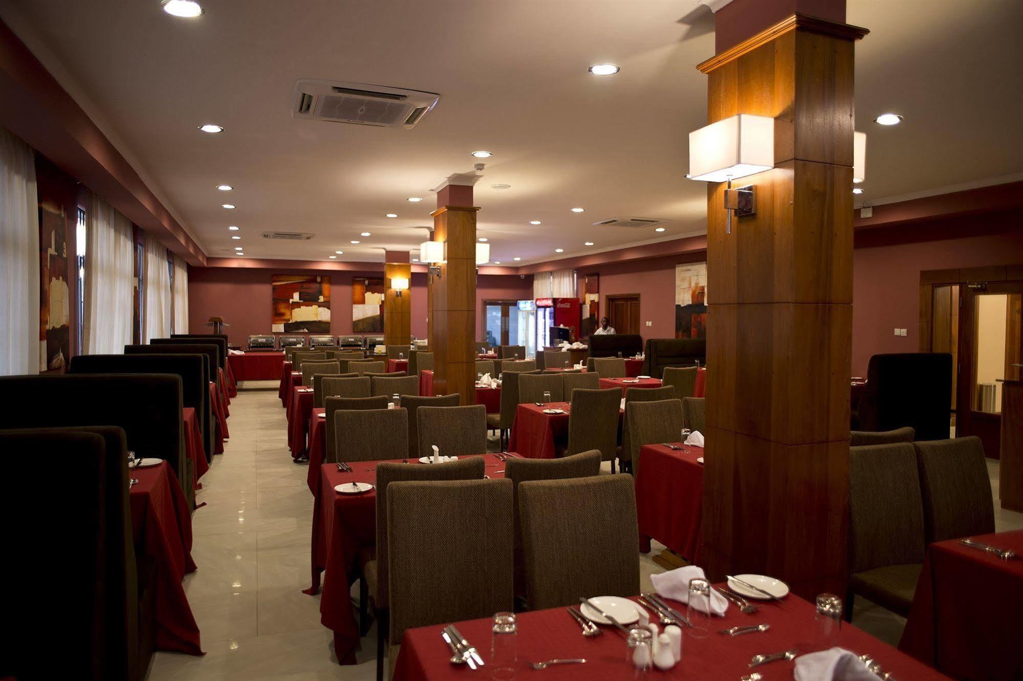 Seascape Hotel Dar es Salaam Extérieur photo