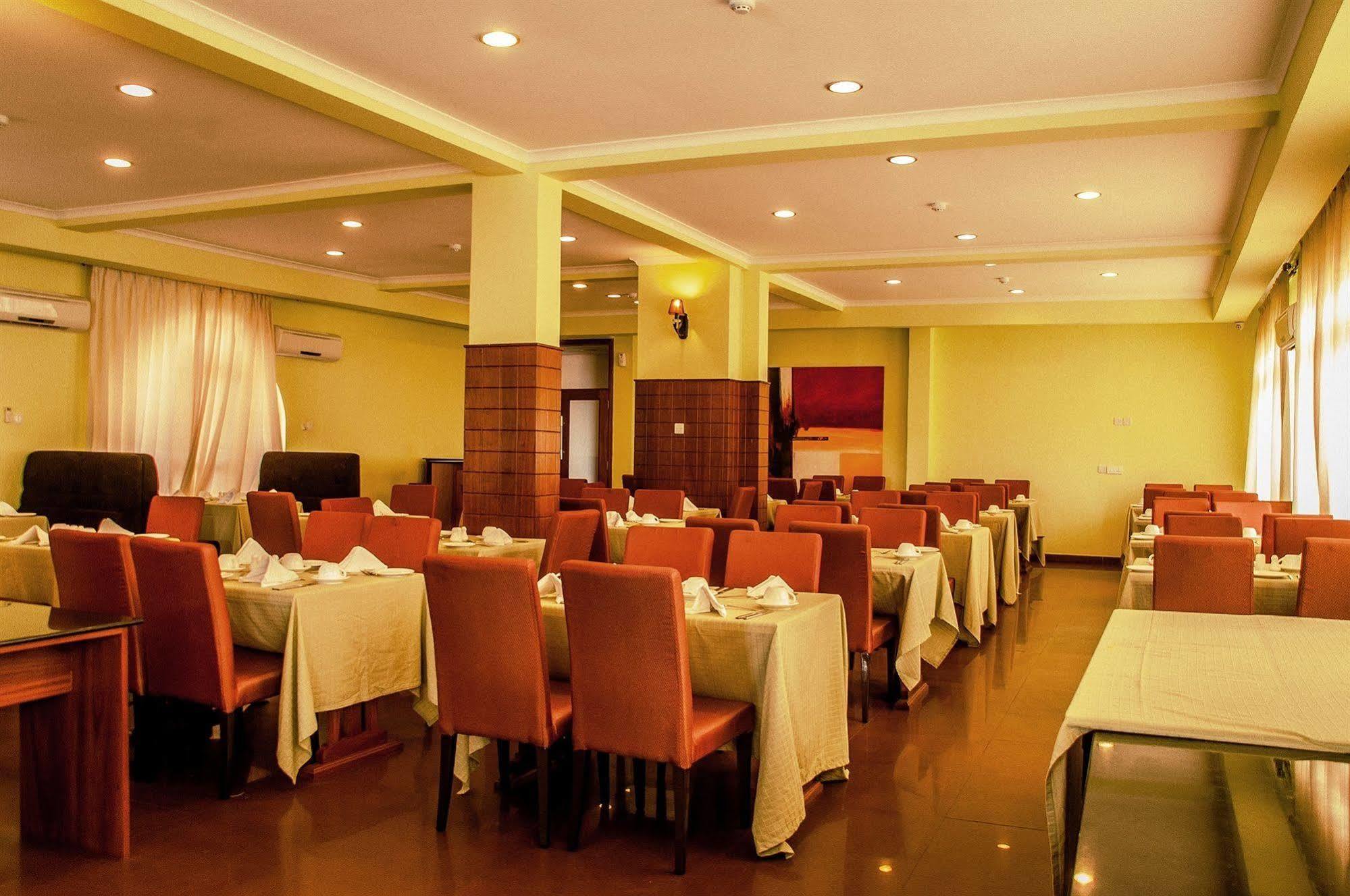 Seascape Hotel Dar es Salaam Extérieur photo