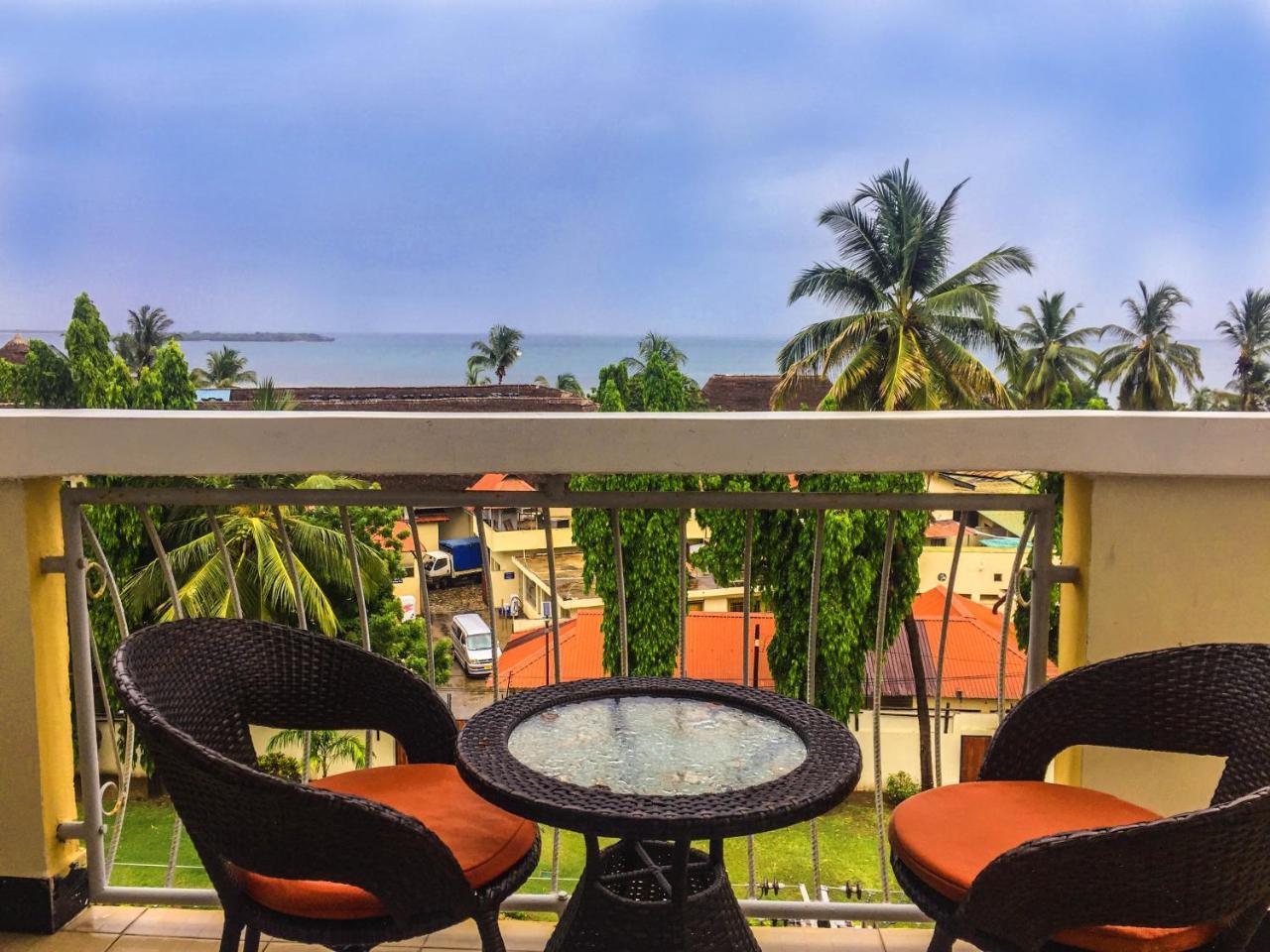 Seascape Hotel Dar es Salaam Extérieur photo